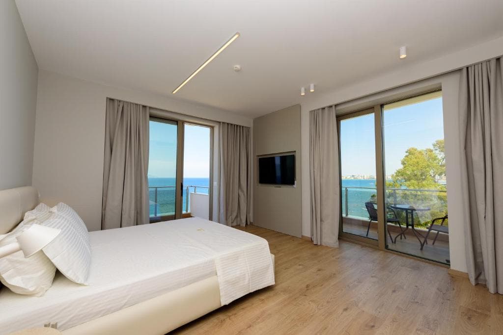 Hotel Navy - 2