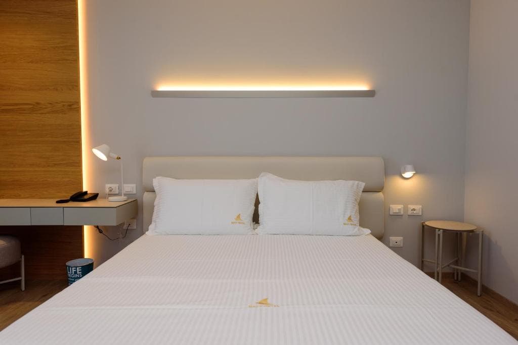 Hotel Navy - 40