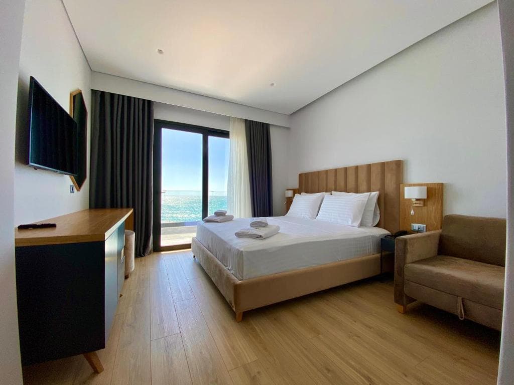 El Primero Hotel - 8
