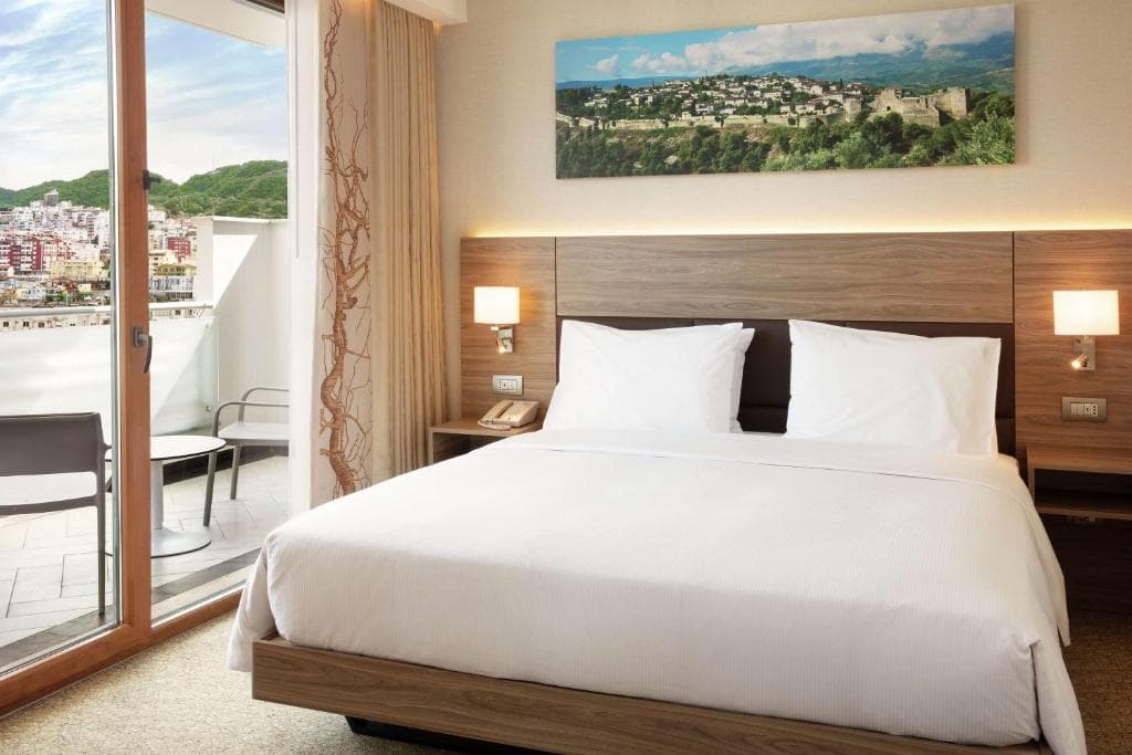 Hotel Garden Inn Hilton Tirana - 35