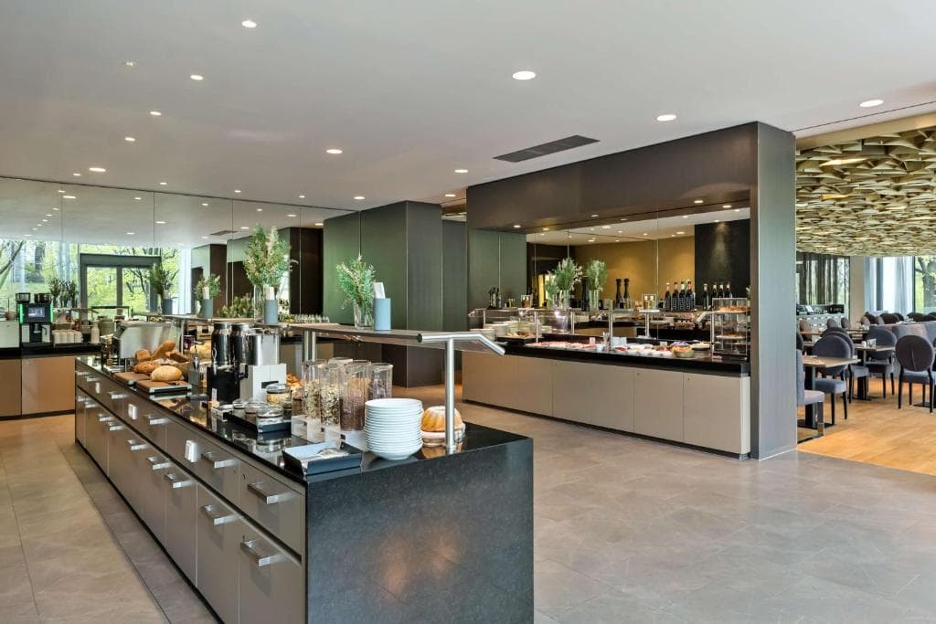 DoubleTree by Hilton Vienna Schonbrunn - 17