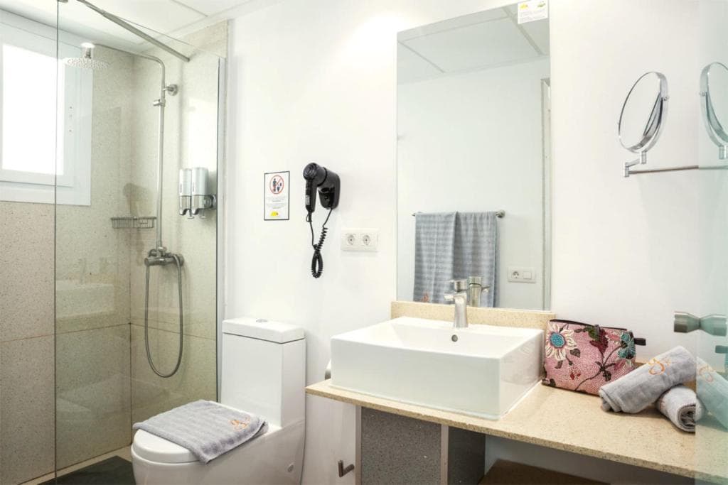 Hotel Plaza Palmeras - 3