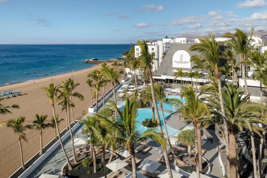 Plus Fariones Suite Hotel - 10