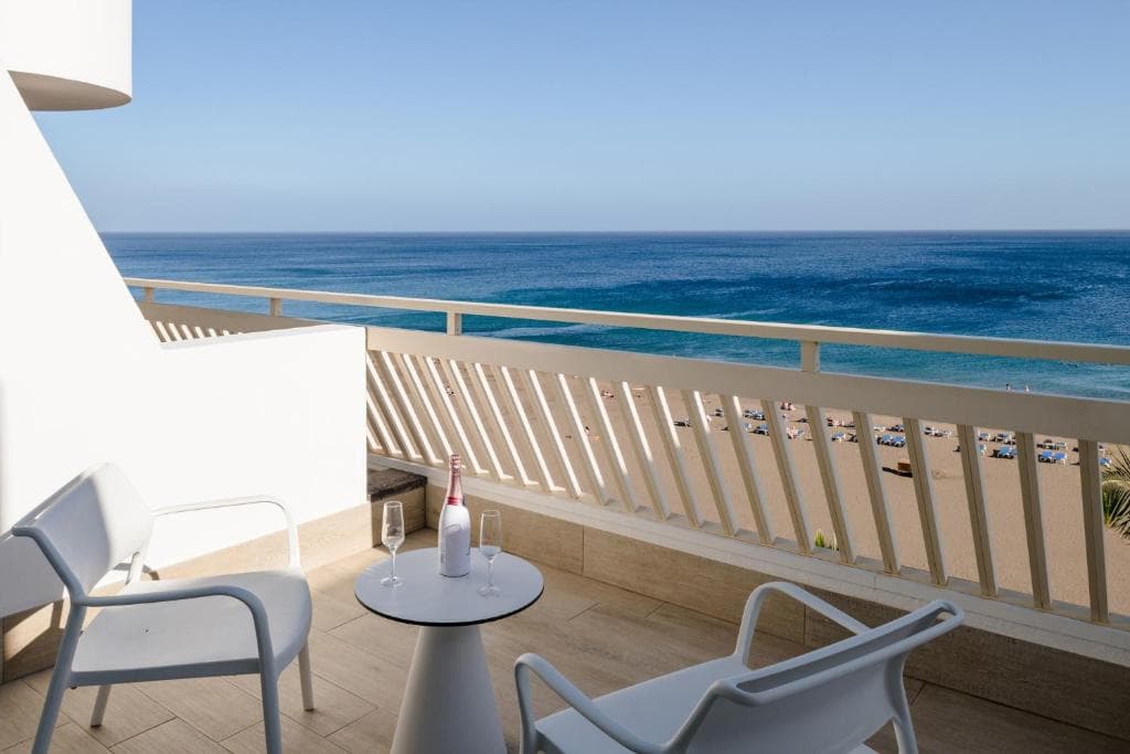 Plus Fariones Suite Hotel - 42