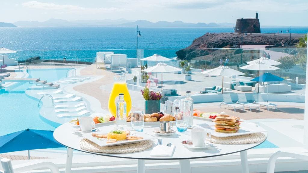 La Cala Suites Hotel - 4