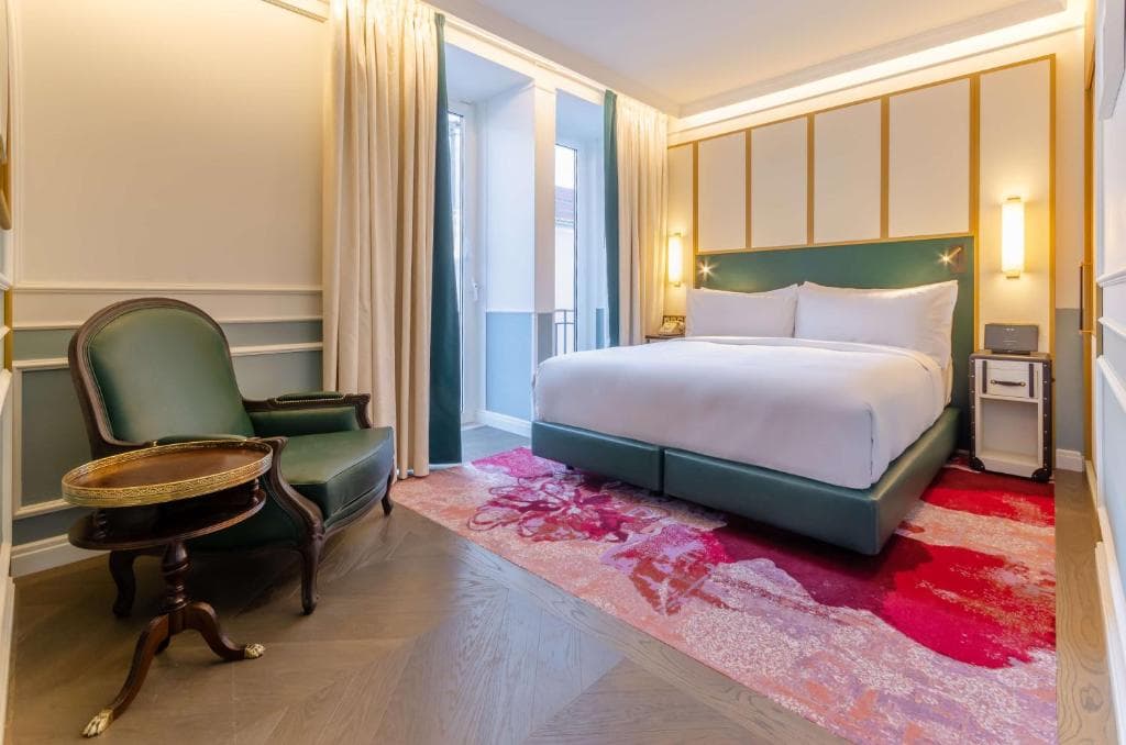 The Emerald House Lisbon, Curio Collection by Hilton - 15