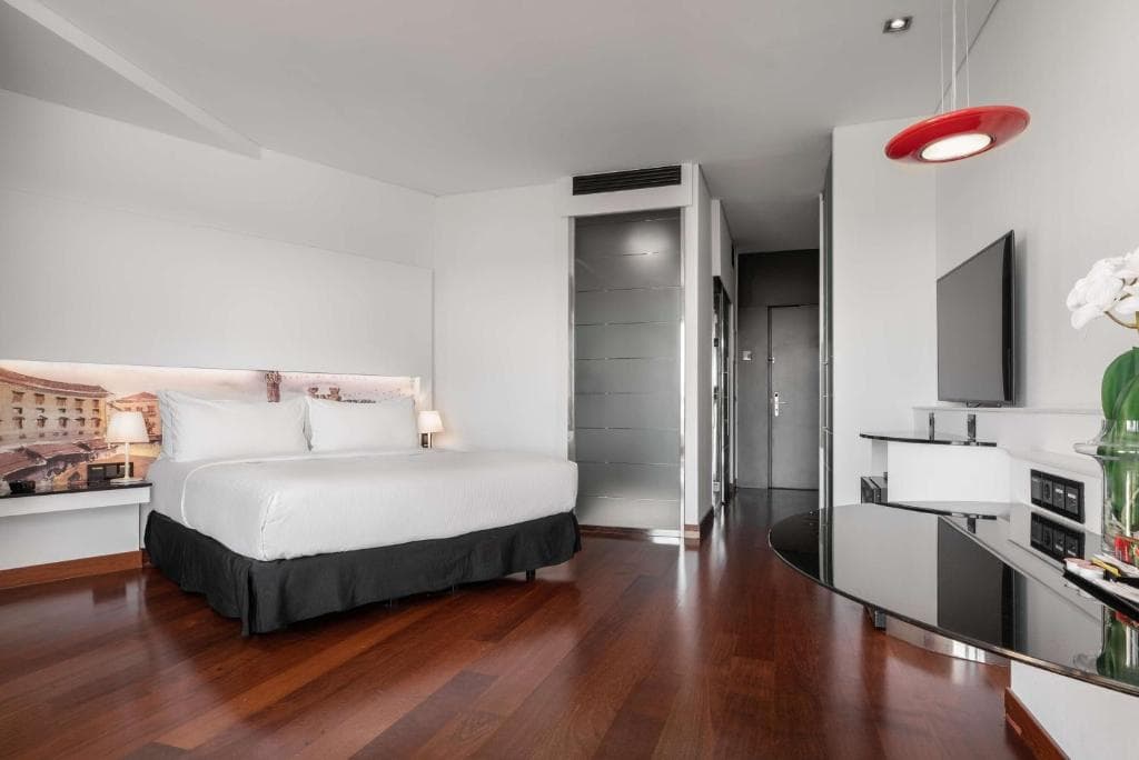 Hilton Madrid Airport - 28