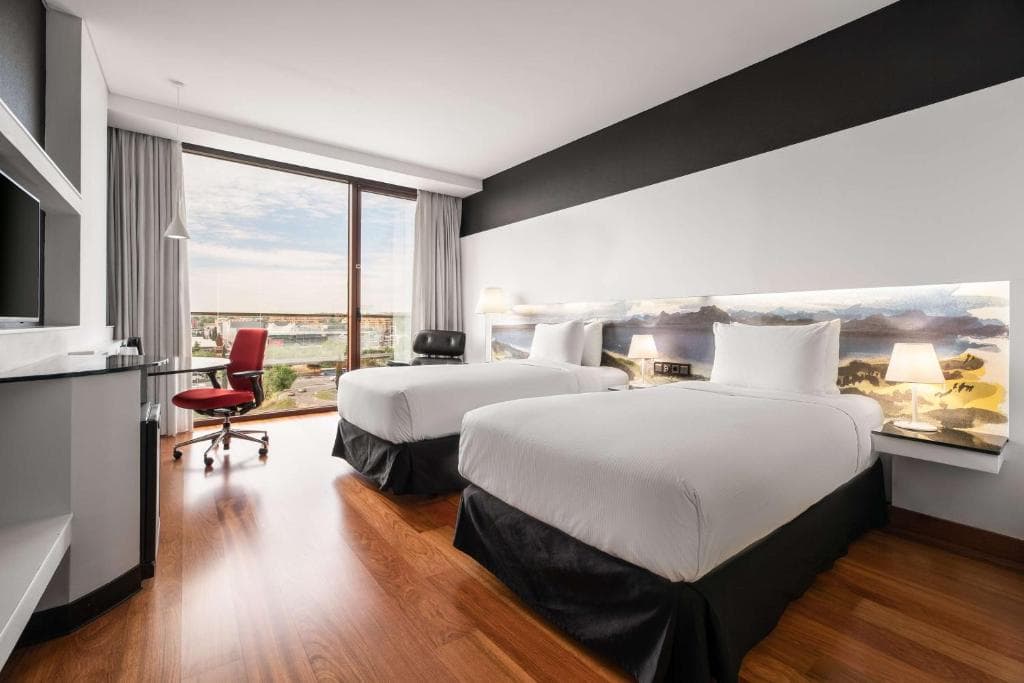 Hilton Madrid Airport - 30