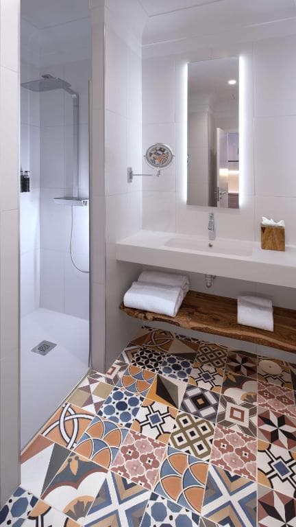Atocha Hotel Madrid, Tapestry Collection by Hilton - 25
