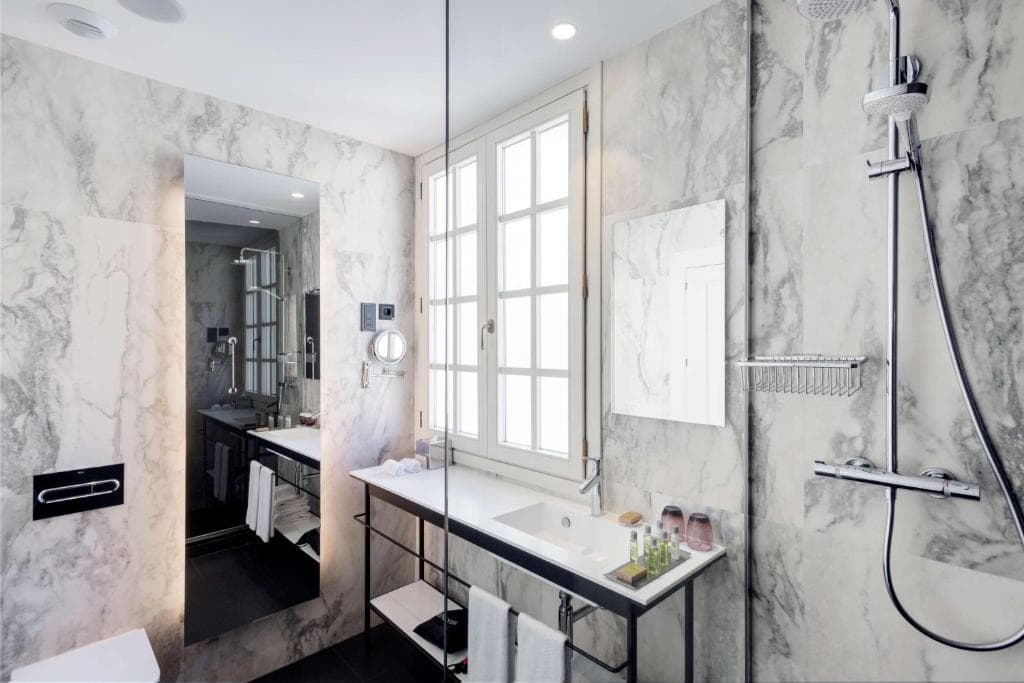 DoubleTree by Hilton Madrid - Prado - 17