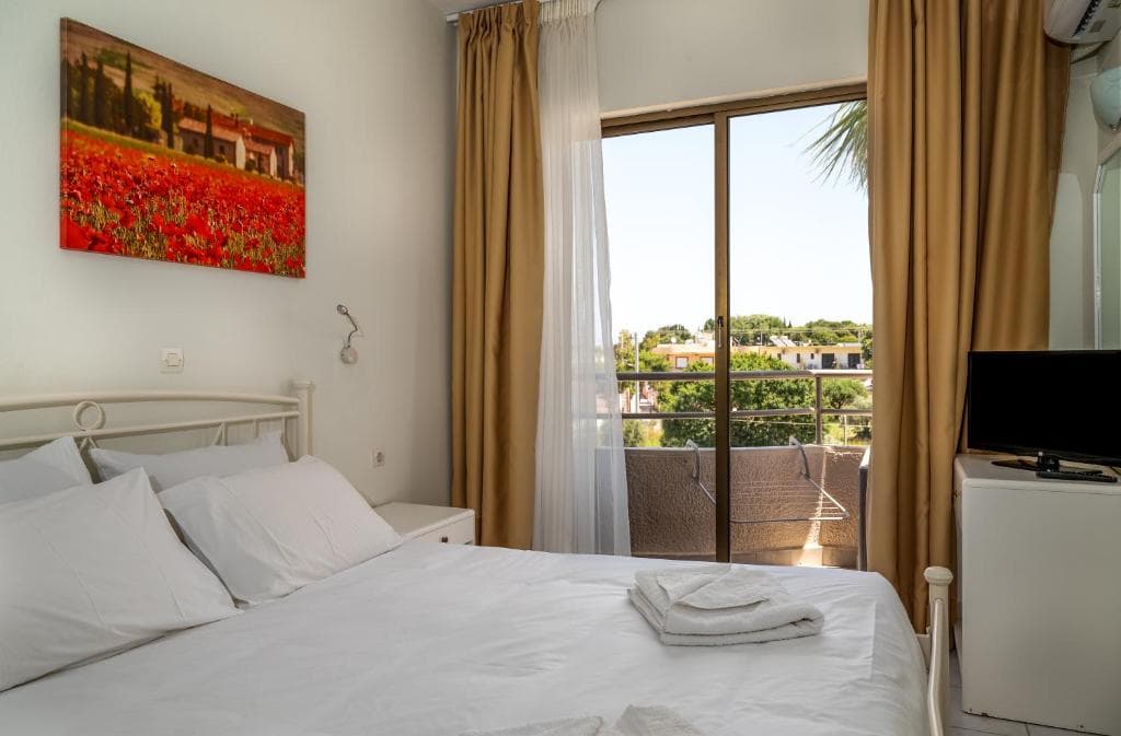 Ivory Hotel - 2