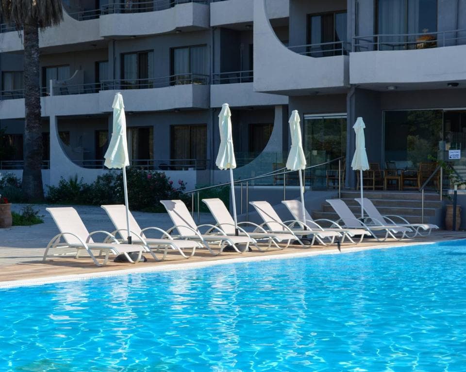 Ivory Hotel - 17