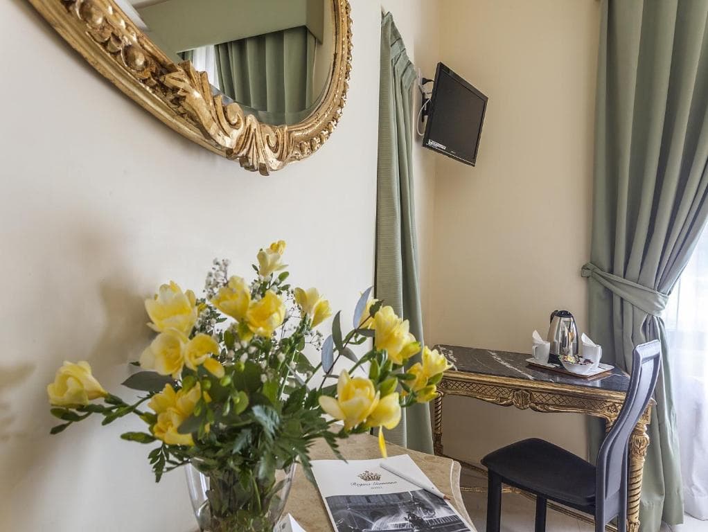Hotel Regina Giovanna - 6