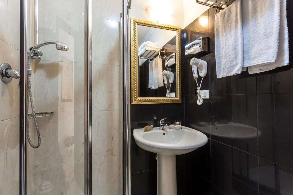 Hotel Regina Giovanna - 9