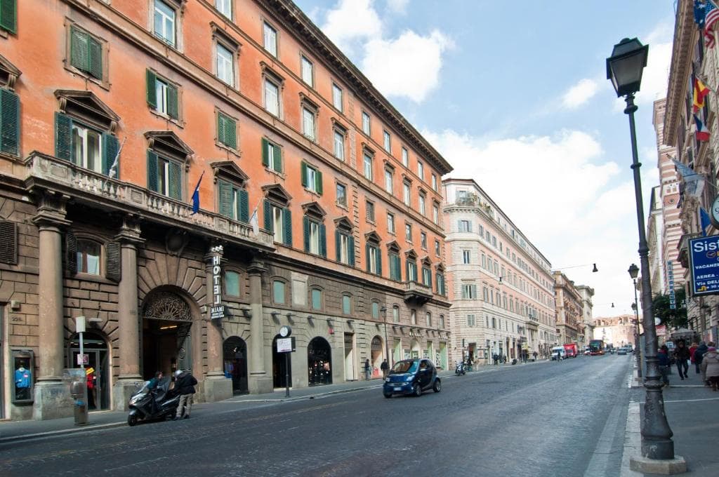 Hotel Regina Giovanna - 1