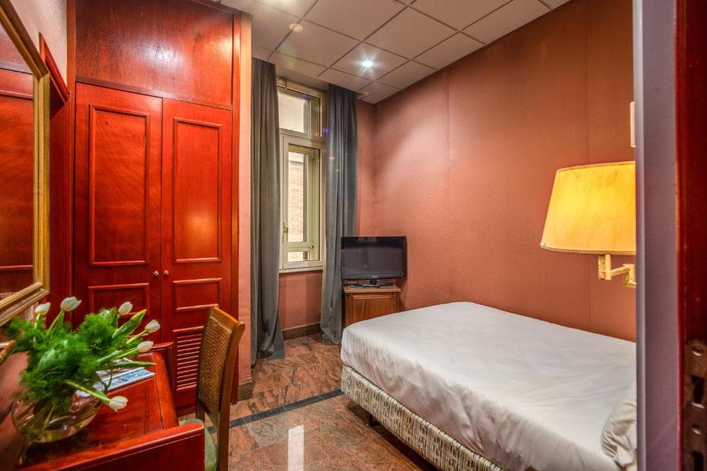 Madison Hotel Roma - 23