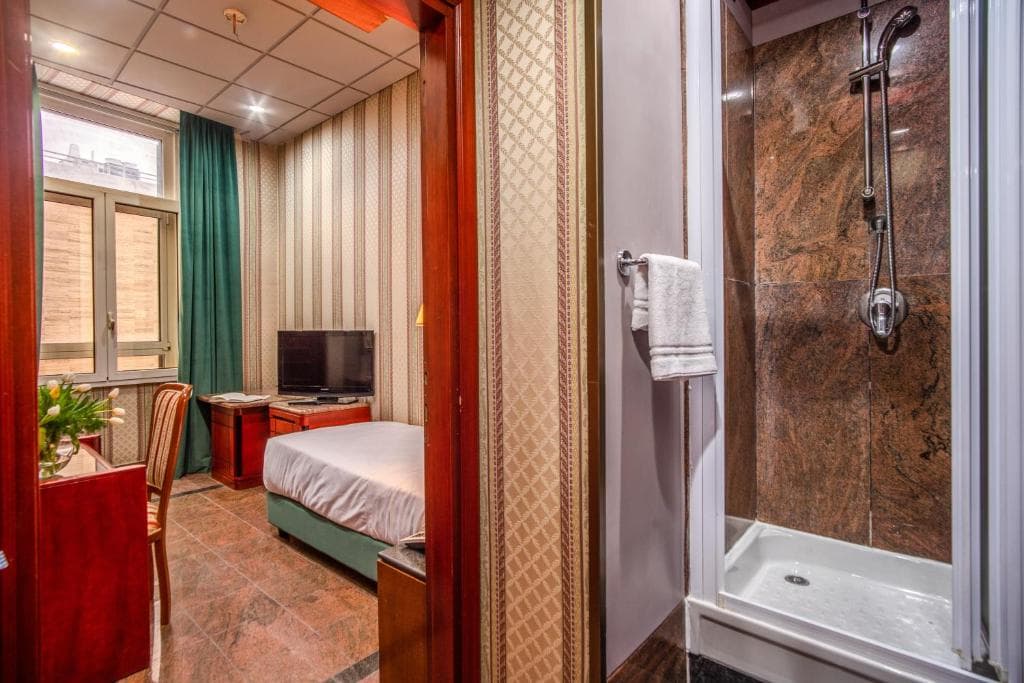Madison Hotel Roma - 34