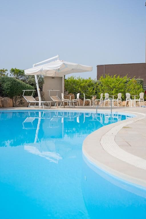 Mercure Olbia Hotel - 1