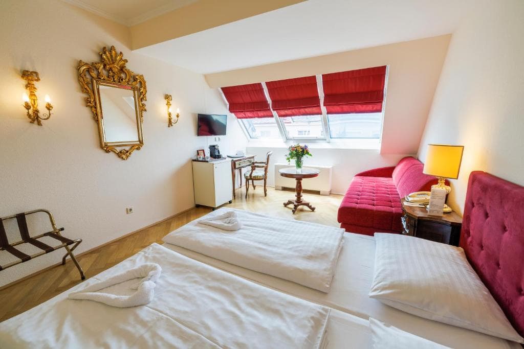 Hotel Royal Viena - 29