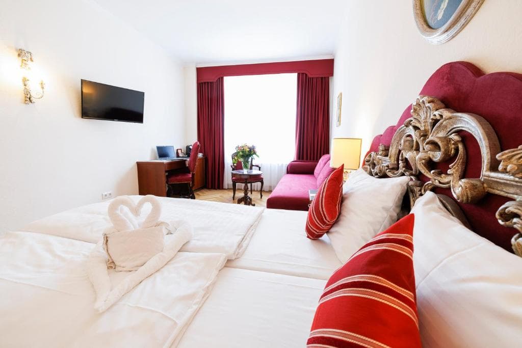 Hotel Royal Viena - 33