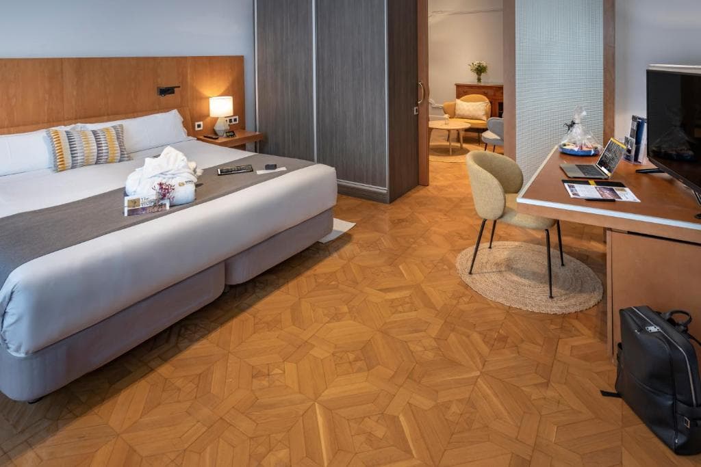 Hotel SERHS Rivoli Rambla - 35