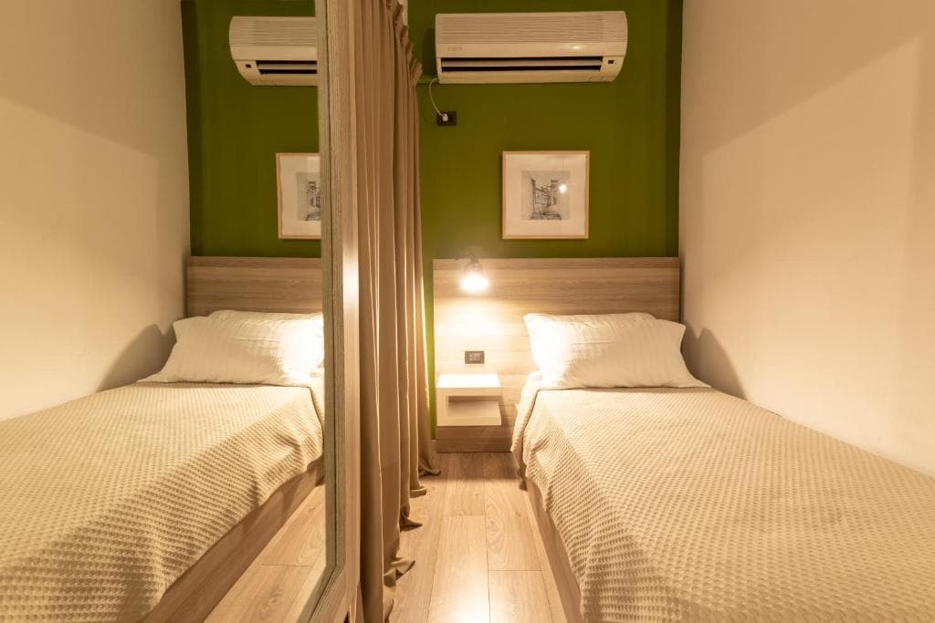Hotel Oda Tirana - 41