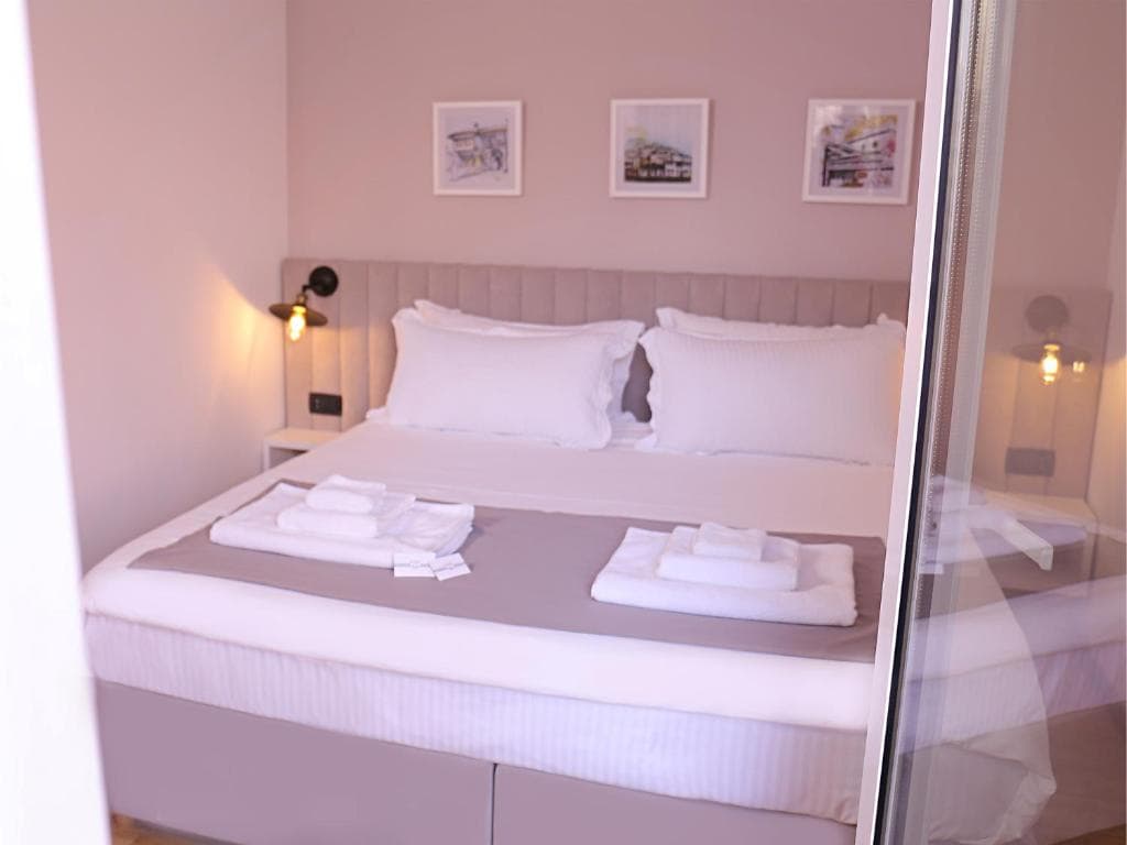 Hotel Oda Tirana - 42