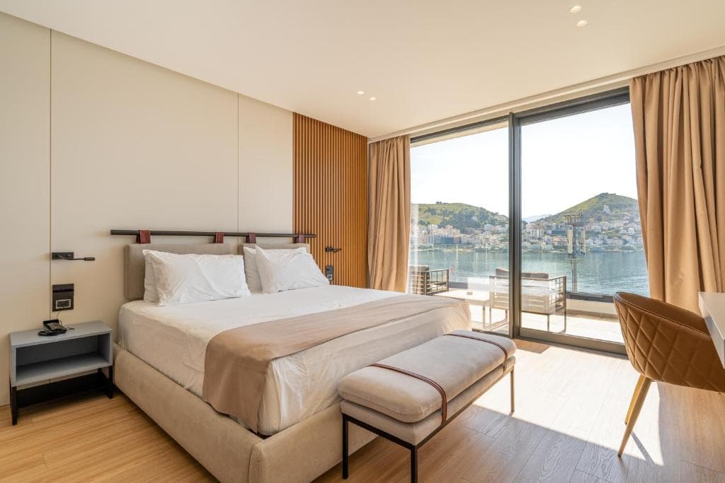 Hotel Yacht Premium - 3