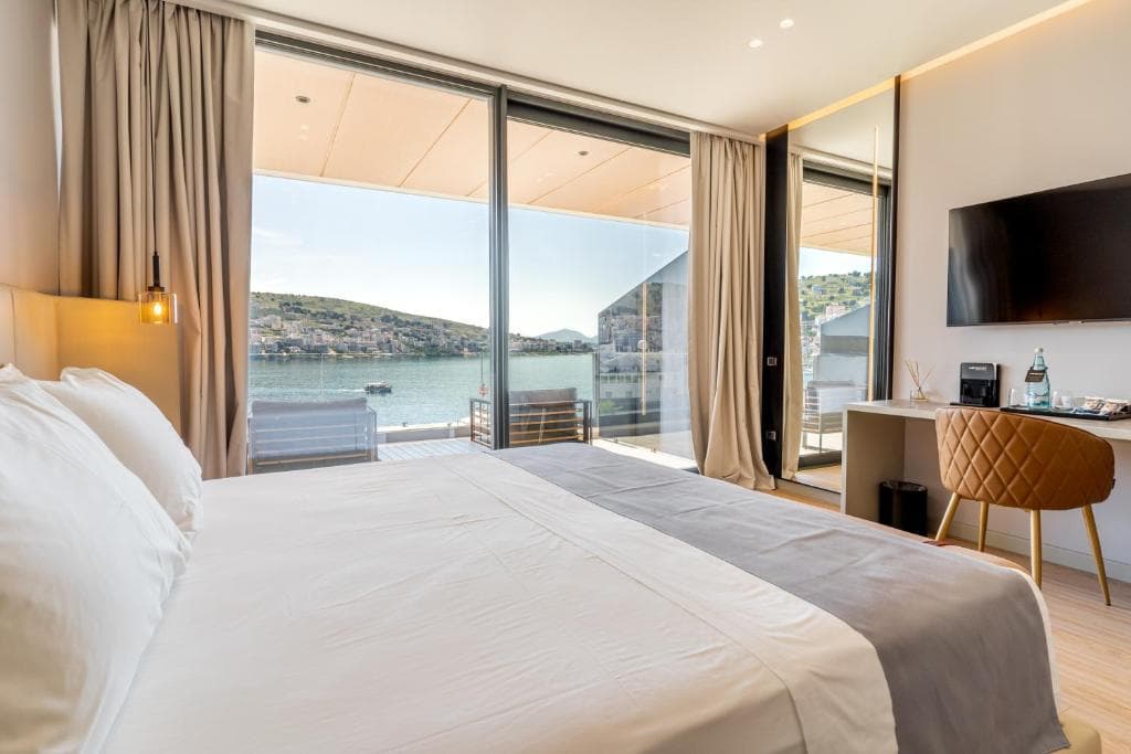 Hotel Yacht Premium - 5
