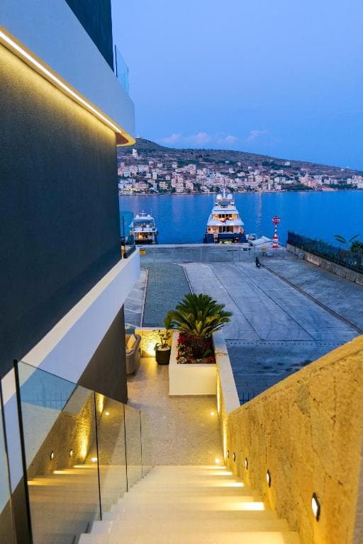 Hotel Yacht Premium - 22