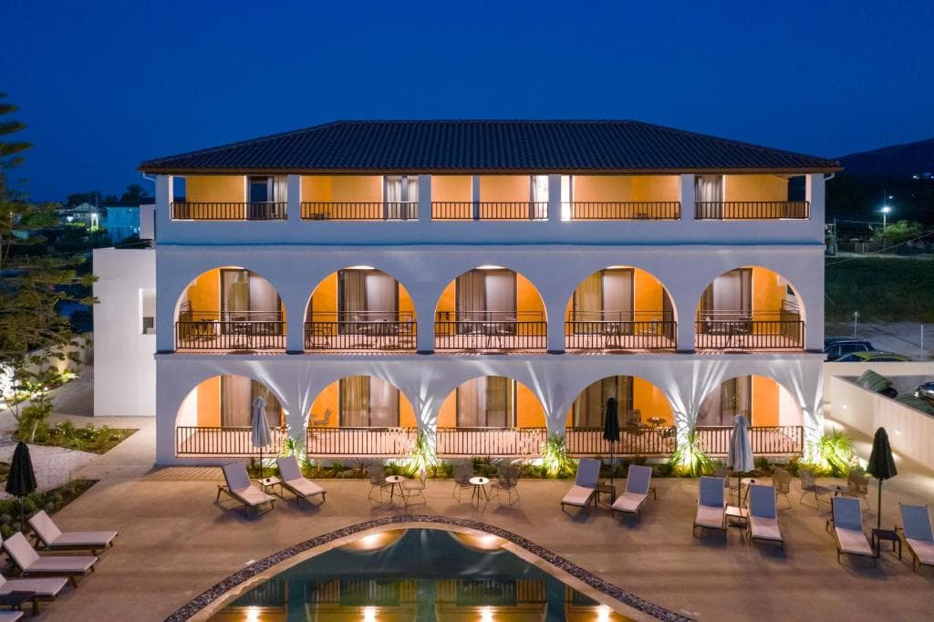 Serenity Luxury Hotel Agrilia - 1