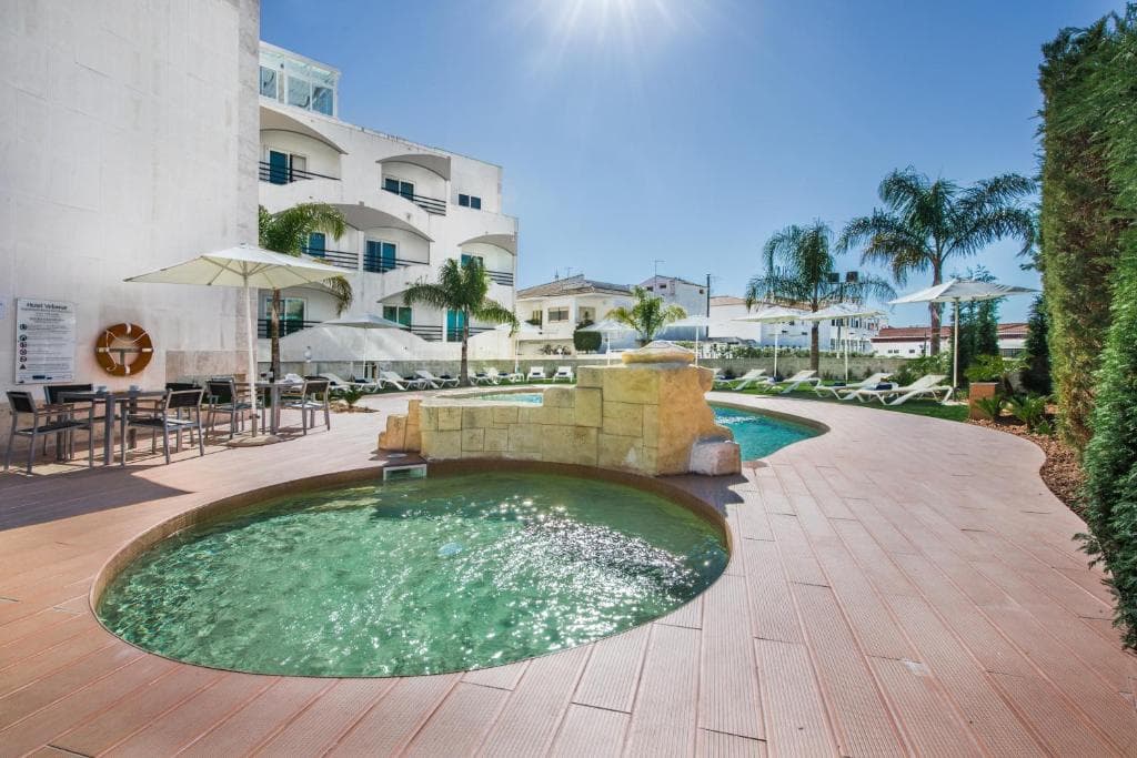 Velamar Boutique Hotel - 3