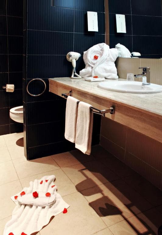 Rawabi Hotel & Spa - 9