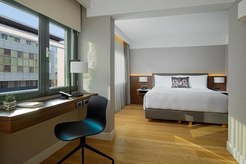 Athens Marriott Hotel - 14