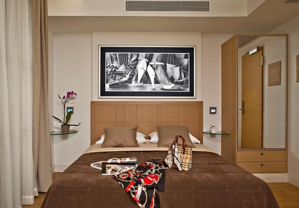 Chic Hotel - 7