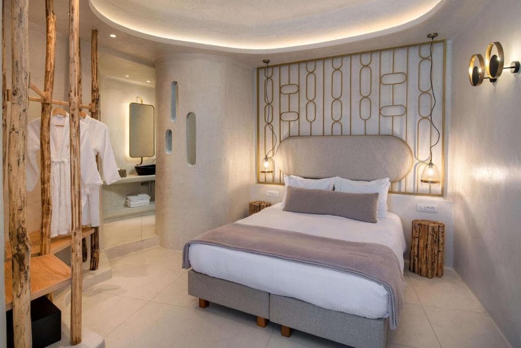 Athina Luxury Suites - 19