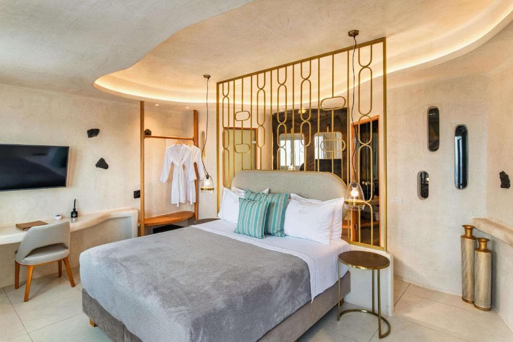 Athina Luxury Suites - 31