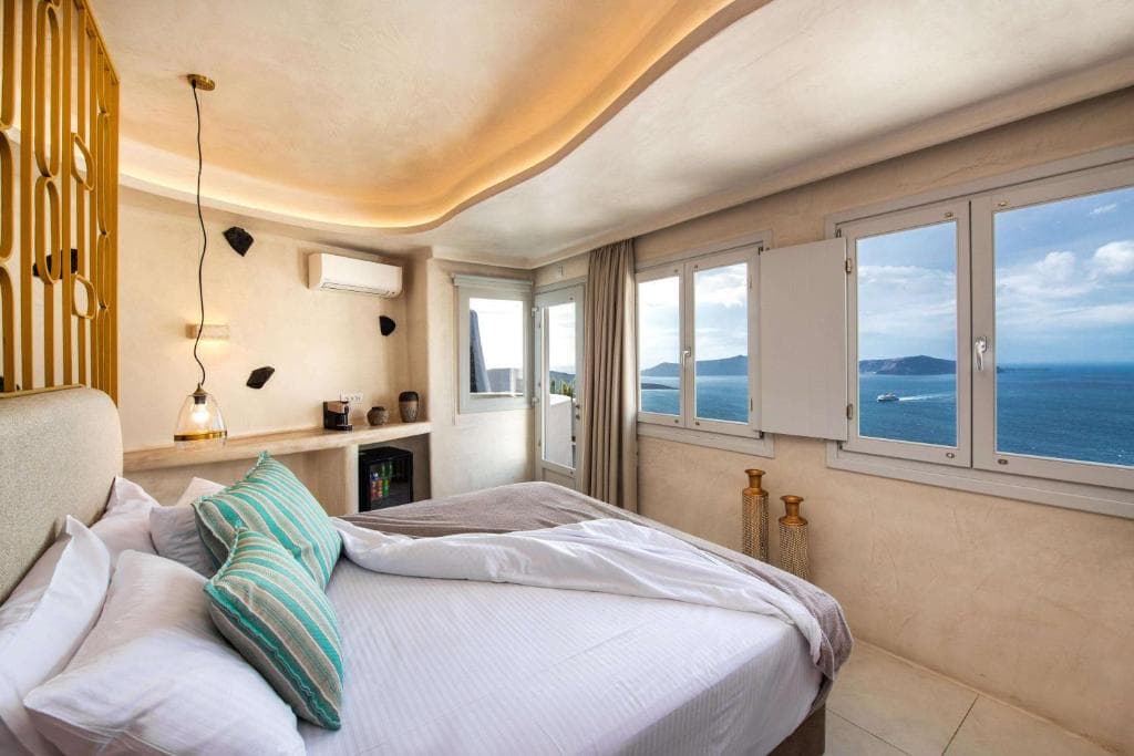 Athina Luxury Suites - 33