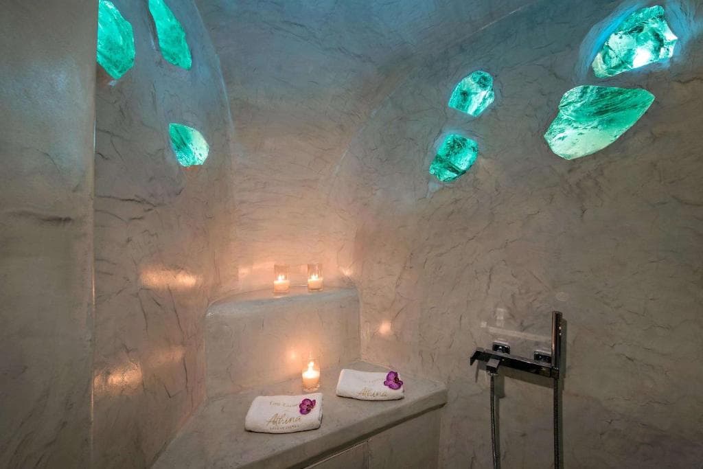 Athina Luxury Suites - 45
