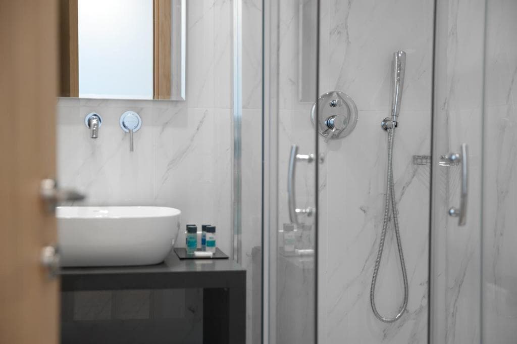 Athenaeum Smart Hotel - 4