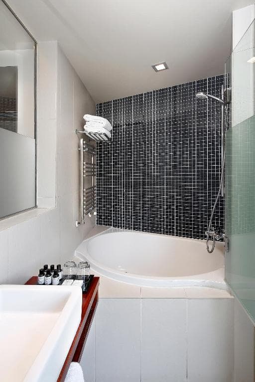 Wilson Boutique Hotel - 8