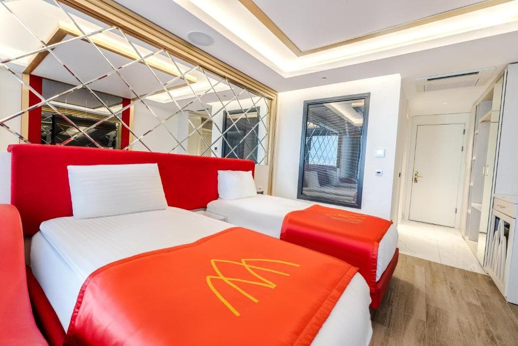 Granada Luxury Red Hotel - 12