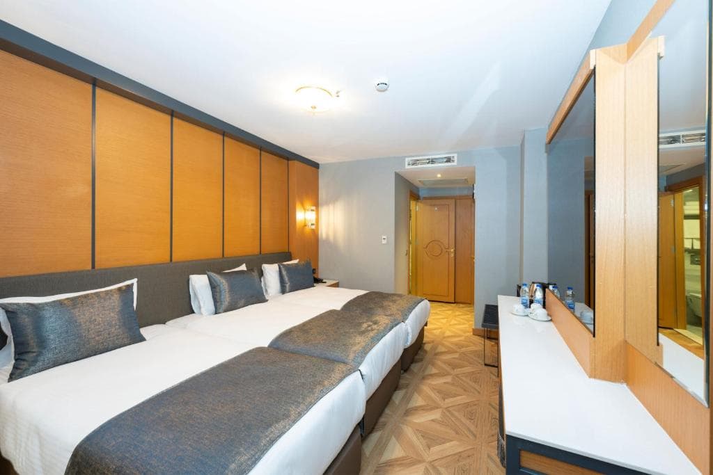 Freya Luxury Hotel - 3