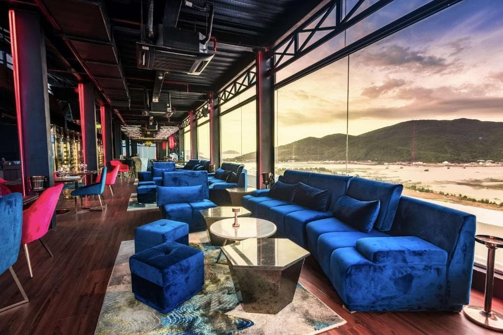 Wyndham Danang Golden Bay - 5