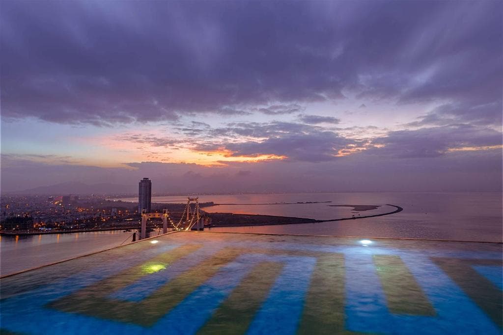 Wyndham Danang Golden Bay - 18