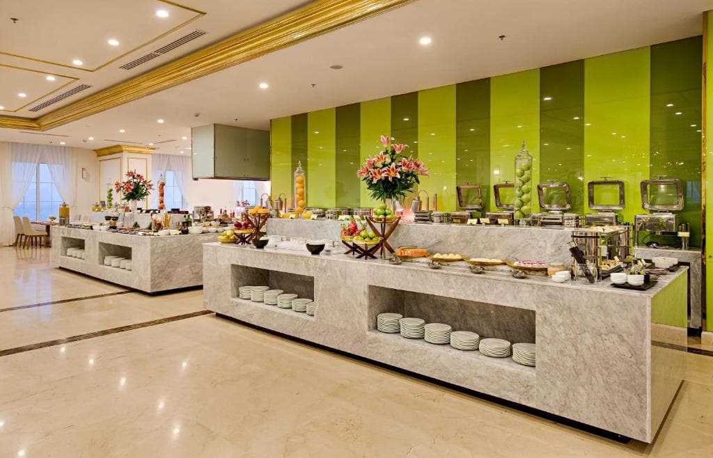 Wyndham Danang Golden Bay - 38