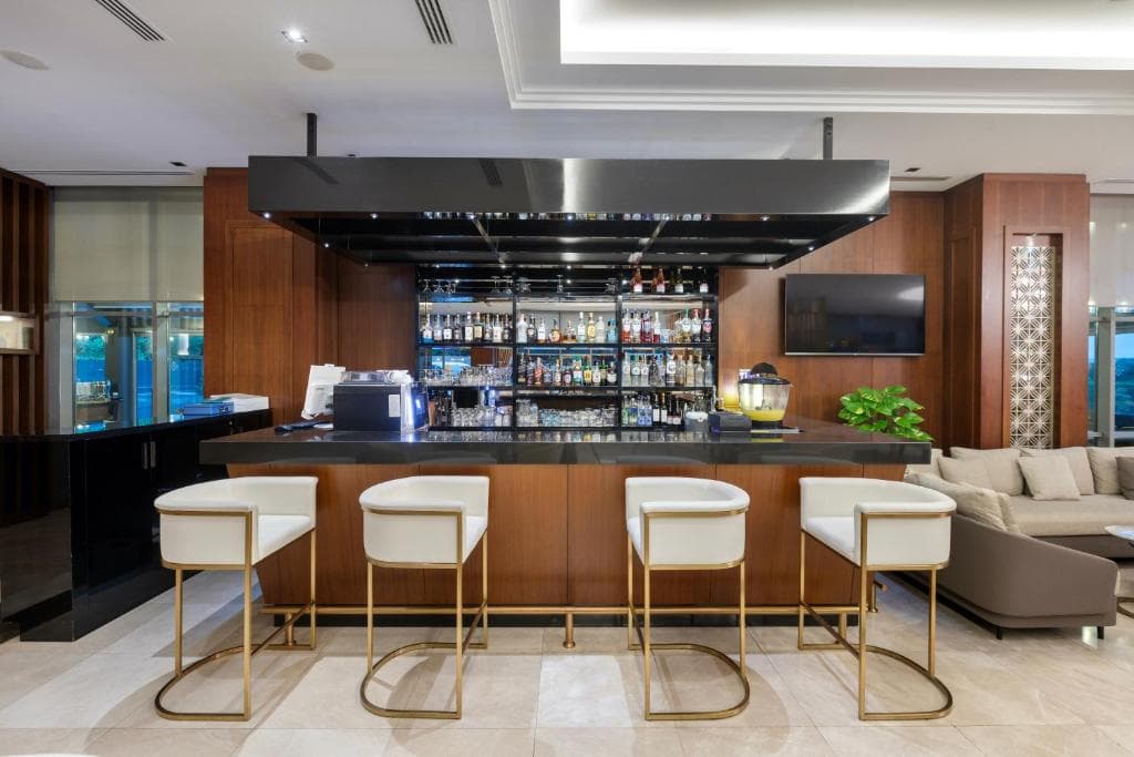 Miracle Istanbul Asia Airport Hotel & Spa - 9