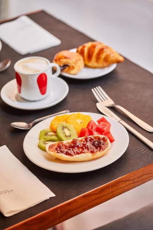 Hotel Silken Sant Gervasi - 35