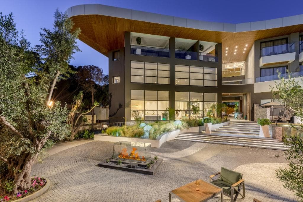 Unique Life Style Hotel - 1