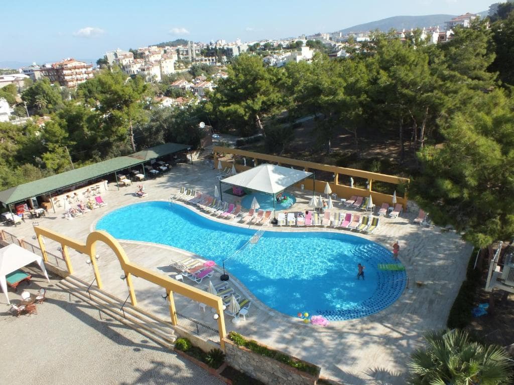 Hotel Tuntas Family Suites Kusadasi - 12